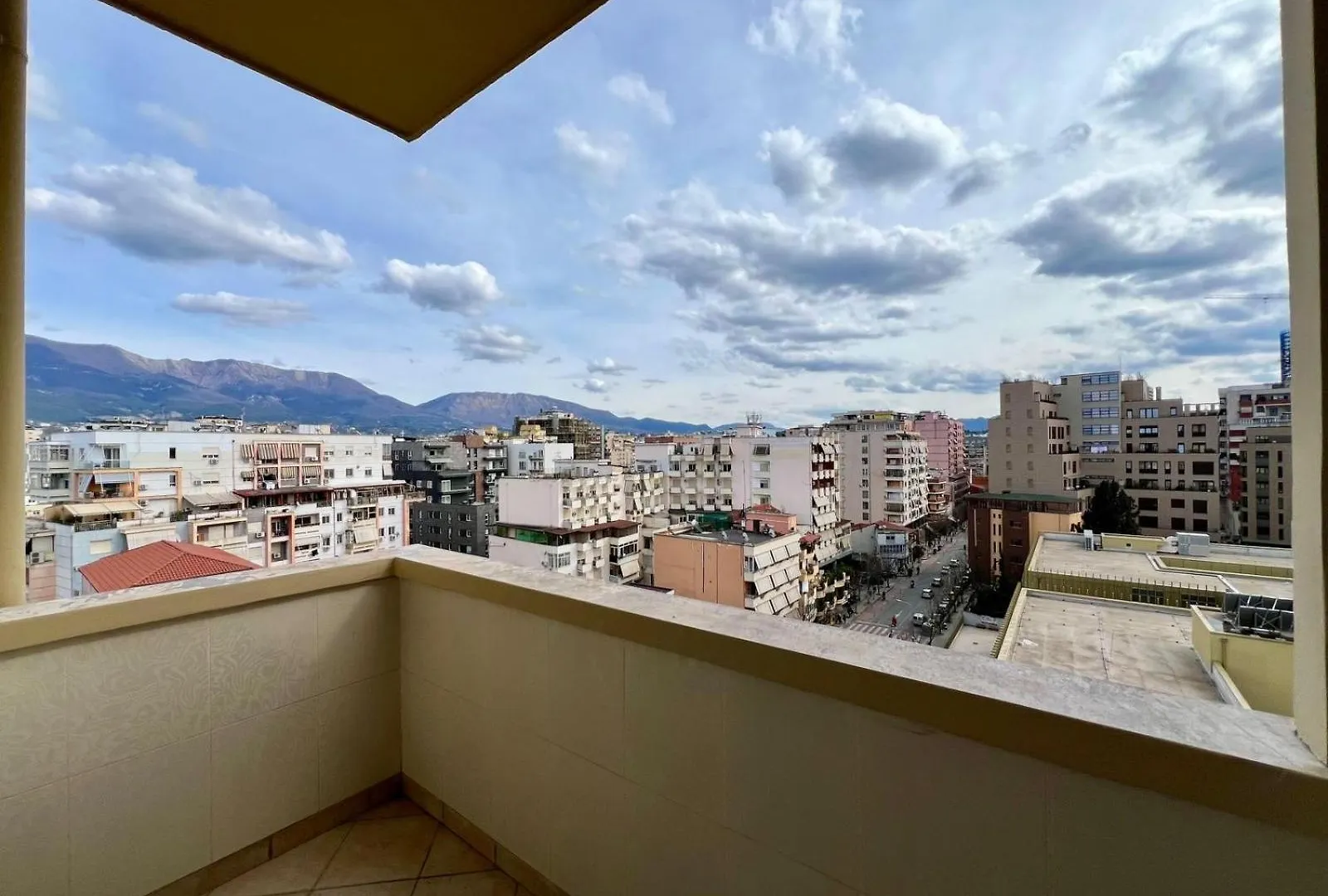 Es-Tirana Center Apartment