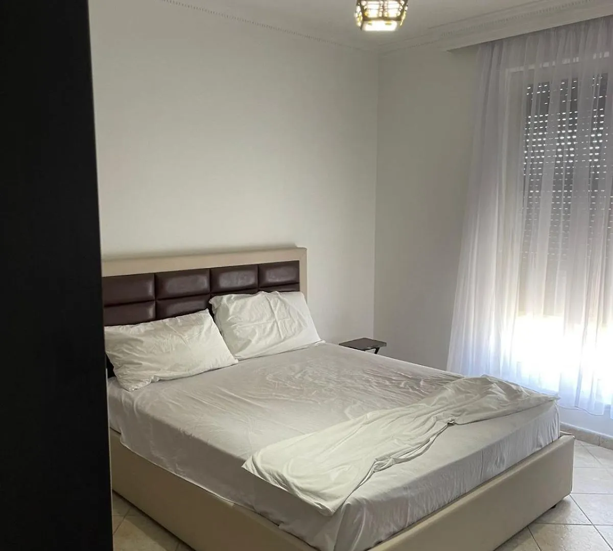 Es-Tirana Center Apartment