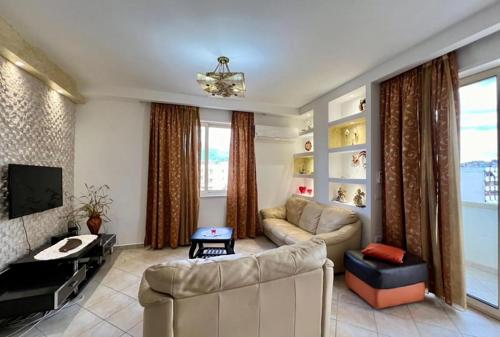 Es-Tirana Center Apartment